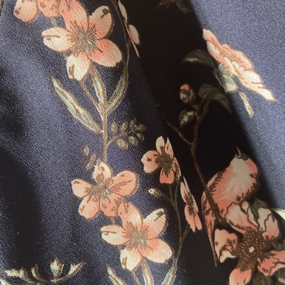 Jason’s Lounge Robe - Picture 2 of 8